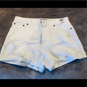 Abercrombie & Fitch Women’s High Arise Shorts NWT